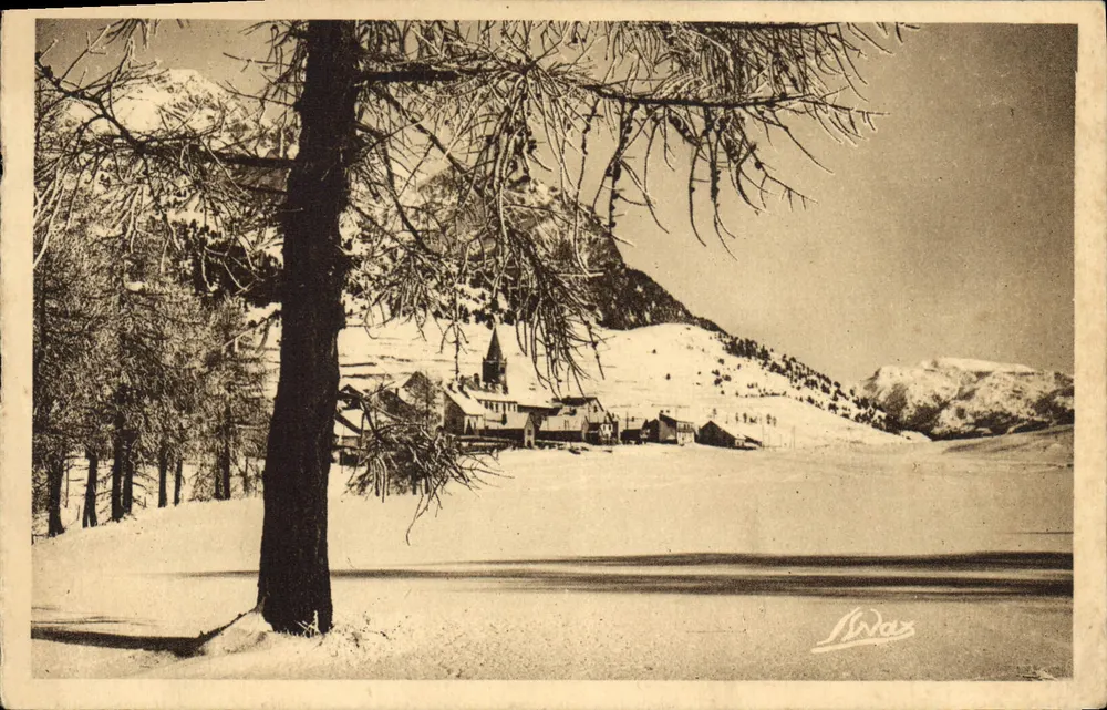 Montgenèvre (1860 m) — Vista geral — Le Briançonnais Artistique, n° 125 - Frente