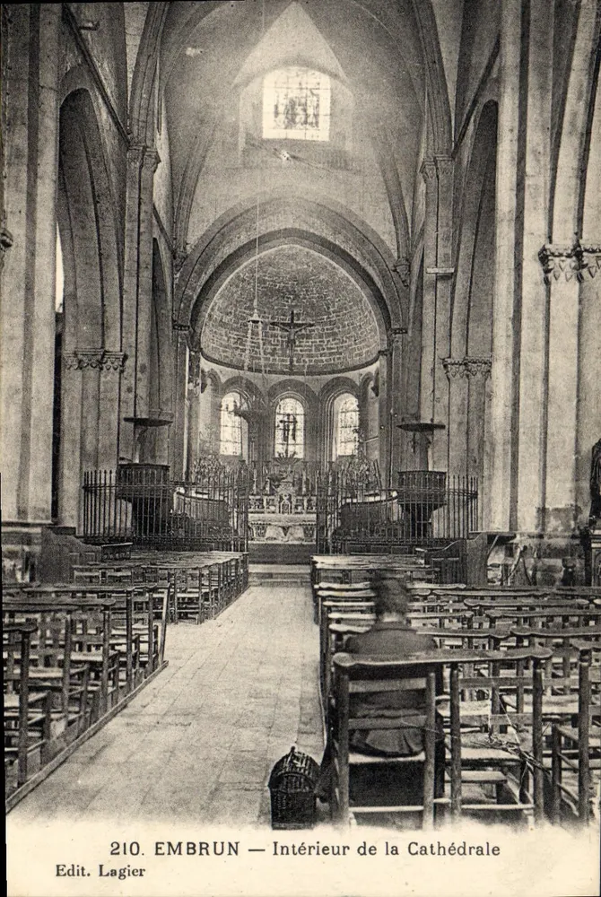 Embrun — Interior da Catedral — Edit. Lagier n°210 - Frente