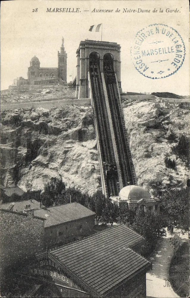 Marseille — Aufzug der Notre-Dame-de-la-Garde — Diurama N.D. de la Garde - Vorderseite