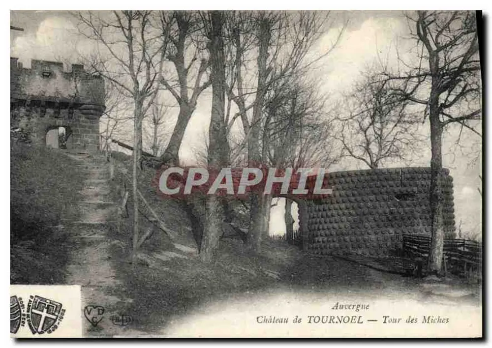 Schloss Tournœl — Turm der Miches — Auvergne - Vorderseite