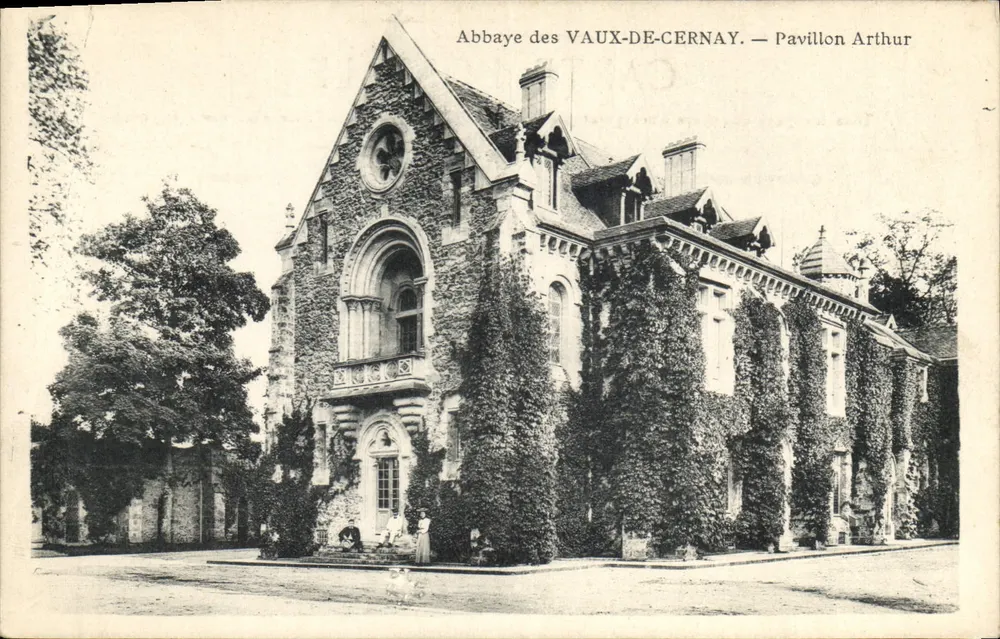 Abadia dos VAUX-DE-CERNAY — Pavilhão Arthur - Frente