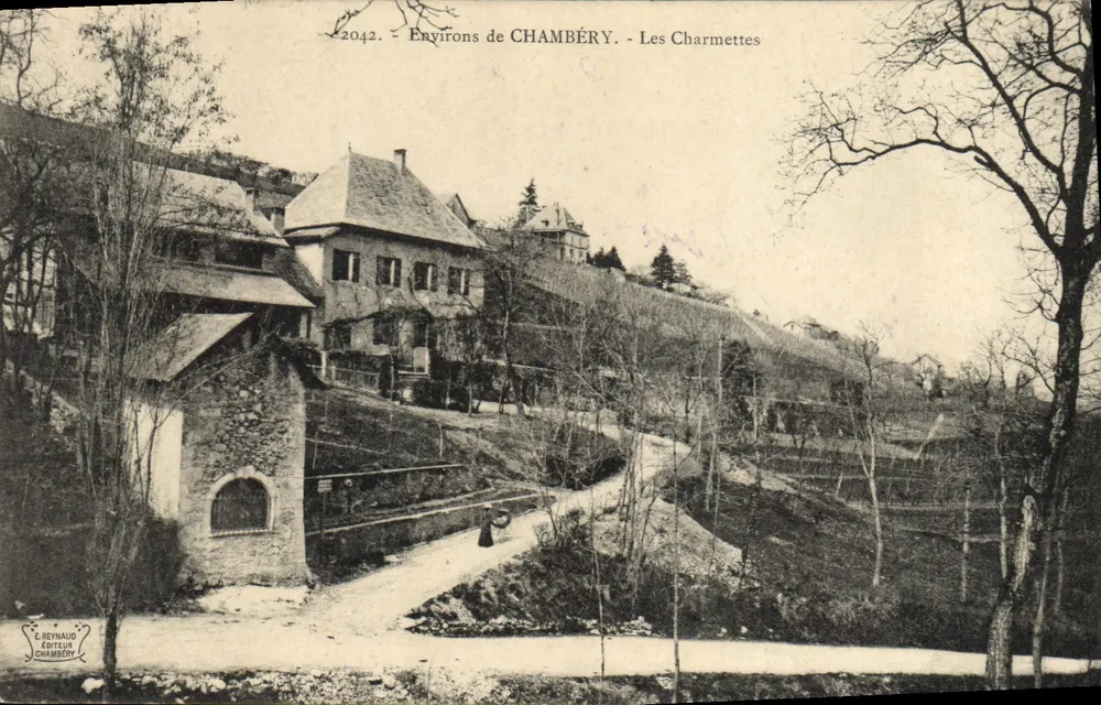 Les Charmettes — Environs de CHAMBERY — Editor L. Reynaud, n°2042 - Frente