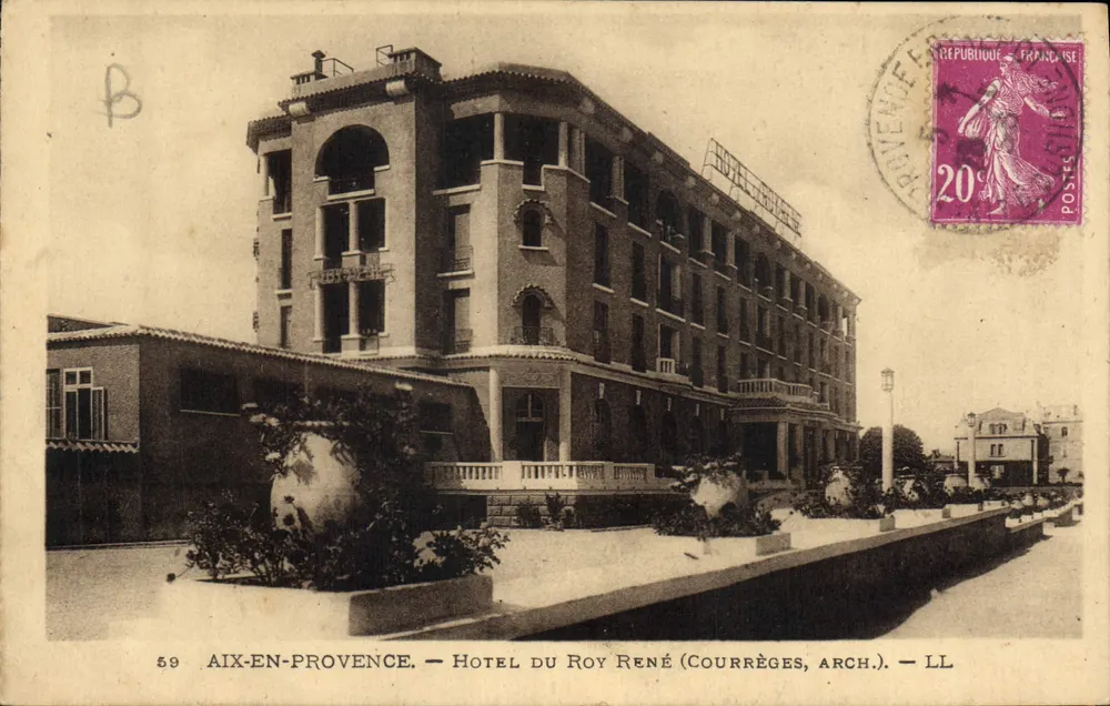 Aix-en-Provence — Hotel do Rei René (Courrèges, Arq.) — LL - Frente