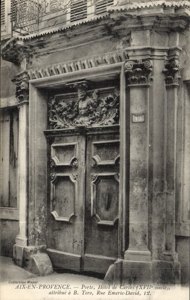 Aix-en-Provence — Tor, Hotel de Carces (17. Jahrhundert), zugeschrieben an B. Toro, Rue Emeric-David, 12. - Vorderseite