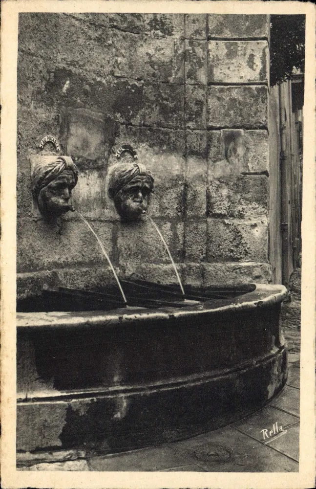 Aix-en-Provence — A Fonte de Prata — Rella - Frente