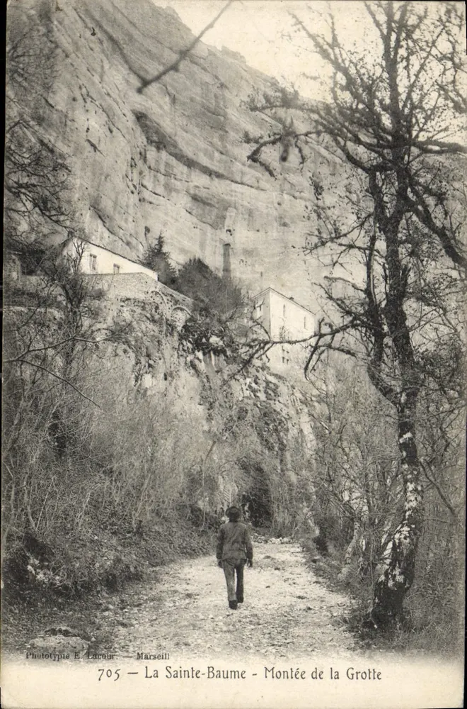 La Sainte-Baume - Montée de la Grotte — Phototype E. Lacour — Marseille 705 - Frente