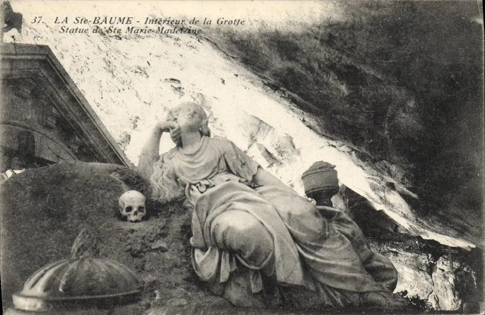 LA Ste-BAUME - Innenansicht der Höhle - Statue der hl. Maria Magdalena - Vorderseite