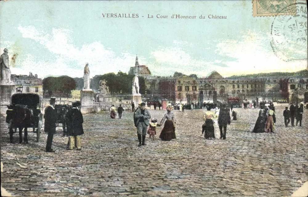 Versailles - A Cour de Honra do Castelo — editor anônimo, número de série não visível - Frente