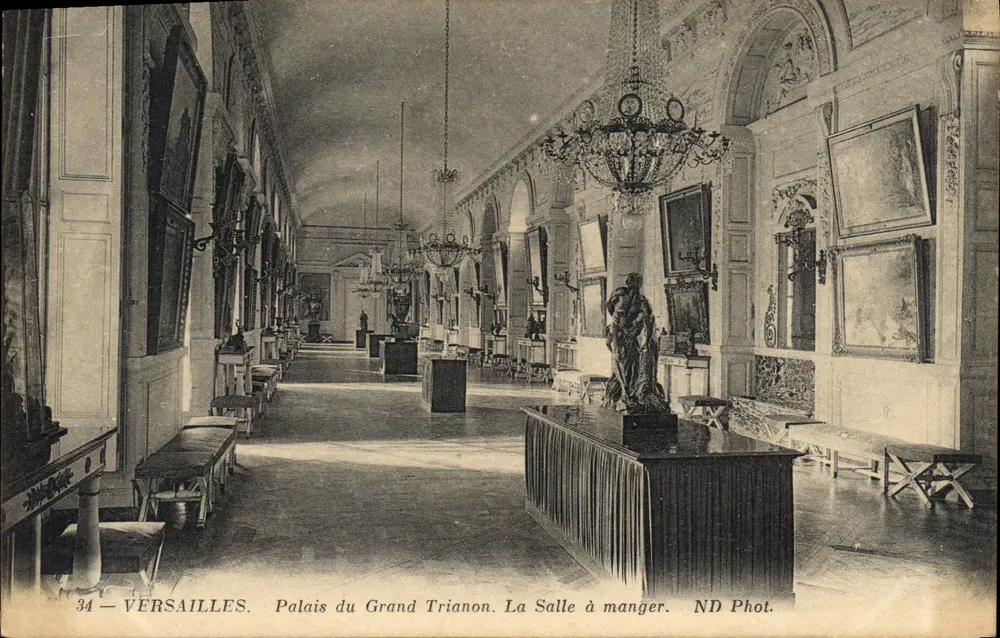 Versailles — Schloss des Grand Trianon. Das Speisezimmer — ND Phot. n°34 - Vorderseite
