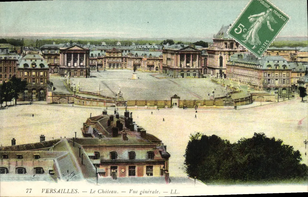Versalhes — O Castelo — Vista geral — LL. — n°77 - Frente