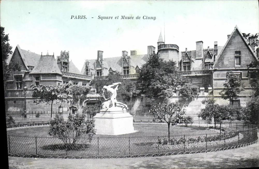 Paris - Square e Museu de Cluny — editor não visível - Frente