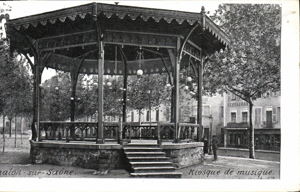Salon-sur-Saône — Kiosque de música — Editor: Que Revetac, n° 241 - Frente