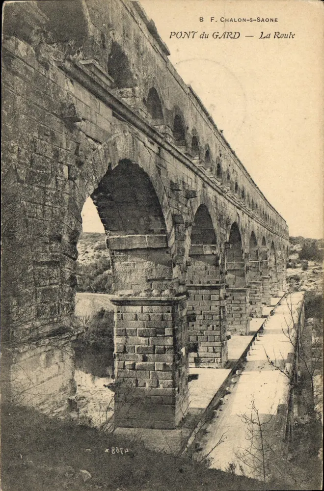 Pont du Gard — A Estrada — B. F. Chalon-saone, n°8874 - Frente