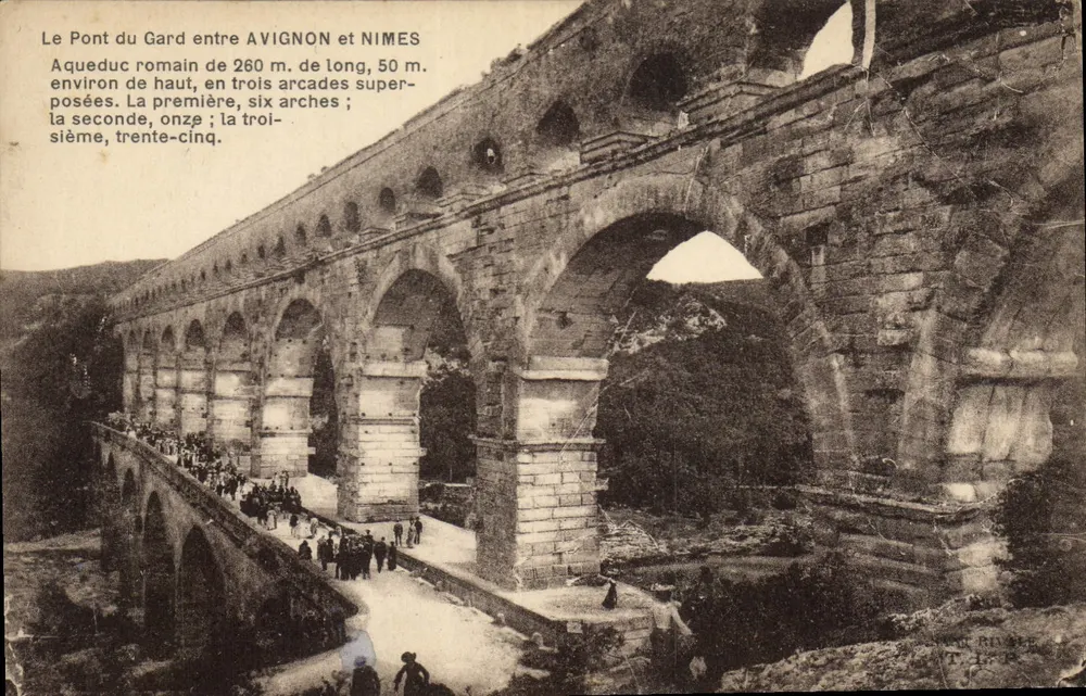 Der Pont du Gard zwischen AVIGNON und NIMES — römischer Aquädukt — Verlag: RIVET - Vorderseite