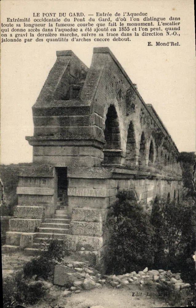 Pont du Gard — Entrada do aqueduto — Editor Labouret - Frente