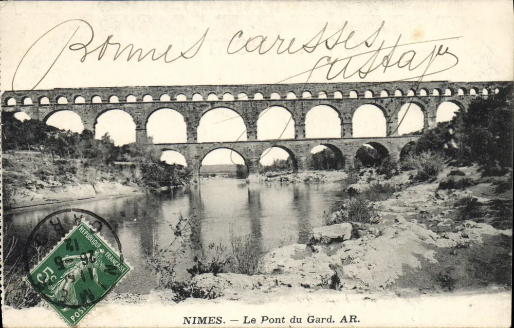 Nîmes — O Pont du Gard. AR. - Frente