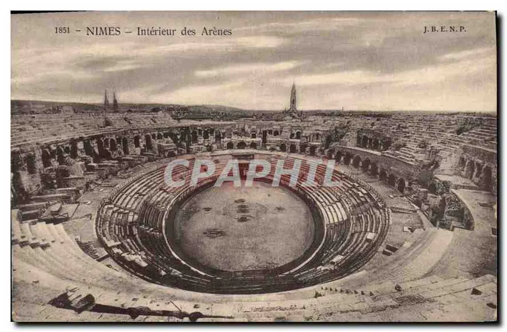 Nîmes — Interior das Arênes — J.B.E.N.P. - Frente