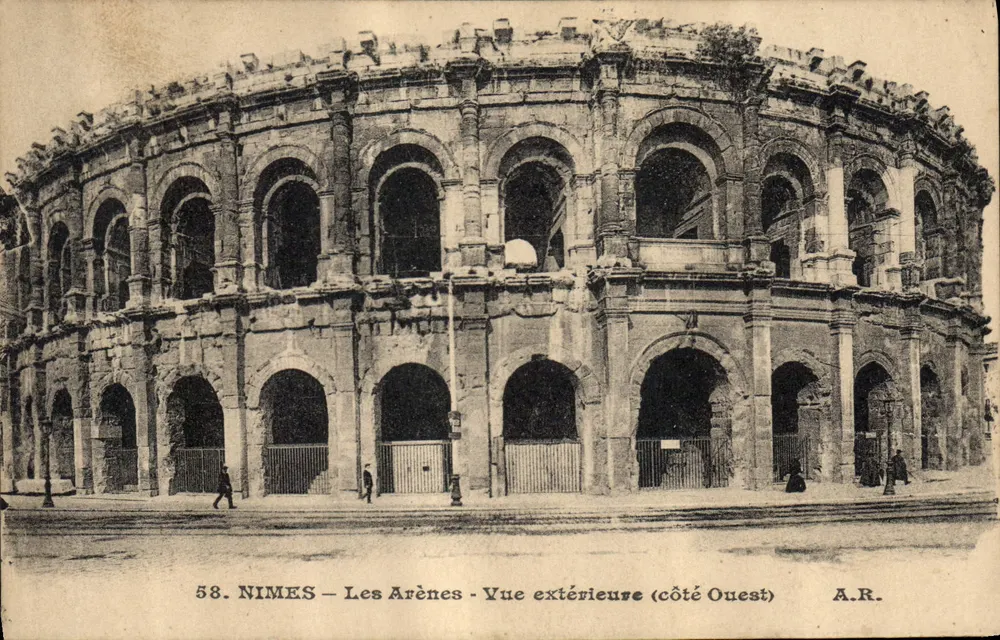 Nîmes - Die Arenen - Aussicht von außen (Westseite) — A.R. n°58 - Vorderseite