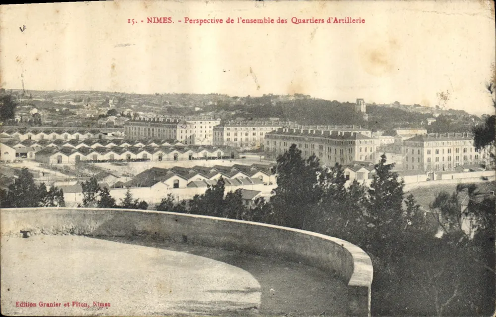 Nîmes — Perspectiva do conjunto dos Quartéis de Artilharia — Edição Granier e Pitton, Nîmes - Frente