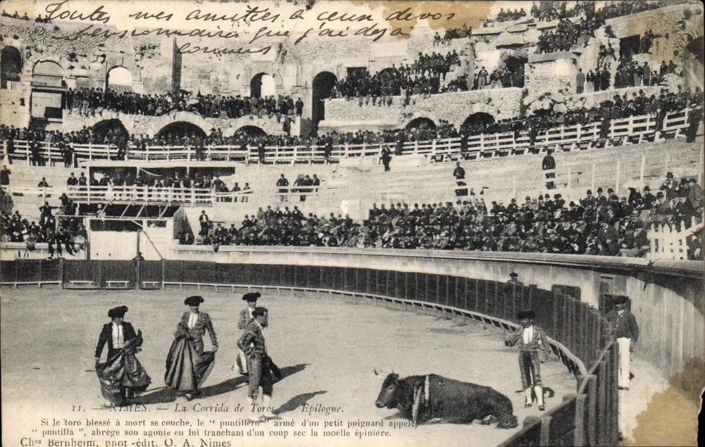 Nîmes — El epílogo de la corrida de toros — Ed. Bernheim, fot. ed. O.A. Nîmes - Anverso
