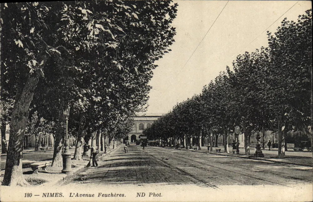 Nîmes — A Avenida Feuchères — ND Fot. n°180 - Frente