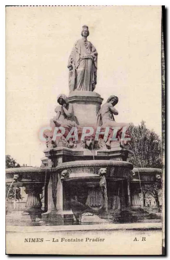 Nîmes — A Fonte Pradier — A. R. - Frente