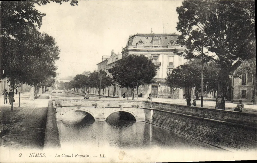 NÎMES — O Canal Romano — LL - Frente
