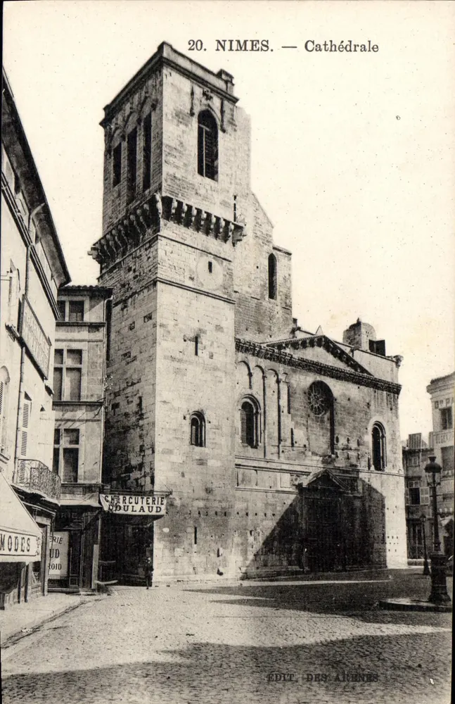 Nîmes — Catedral — Editoria das Alènes, série 6 - Frente