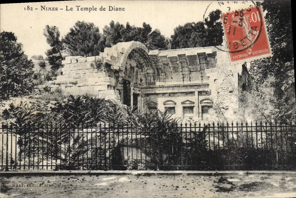 Nîmes - O Templo de Diana — ROAT, editora, Marselha, n° 182 - Frente
