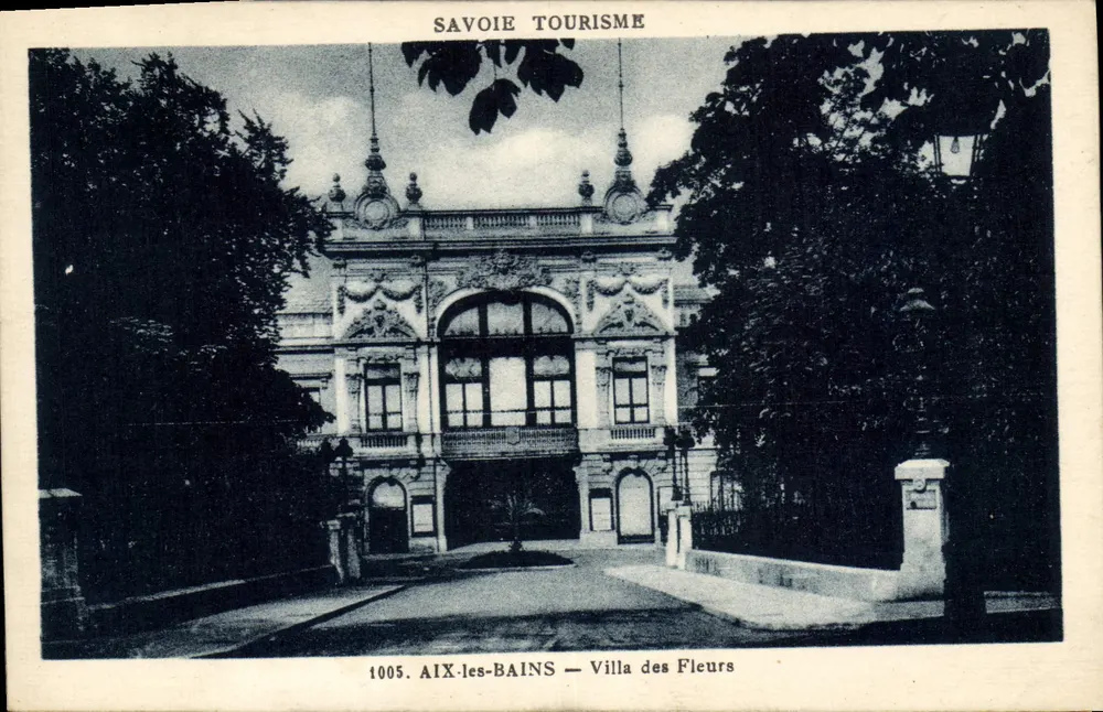 AIX-les-BAINS — Villa des Fleurs — Savoie Tourisme - Vorderseite