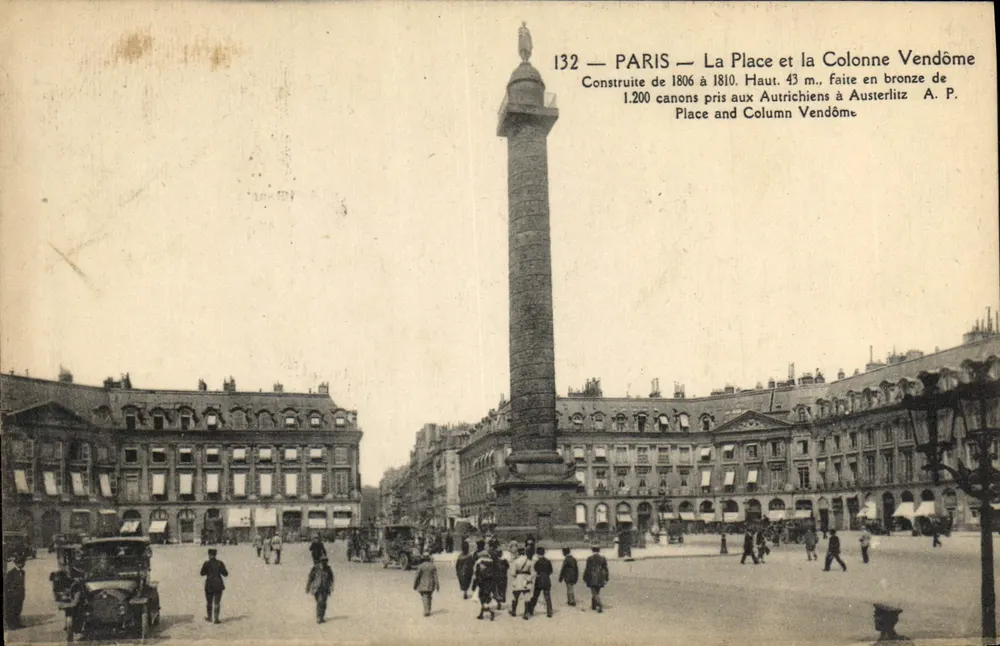 Paris — Place Vendôme und die Vendôme-Säule — Verlag A. P., Nr. 132 - Vorderseite