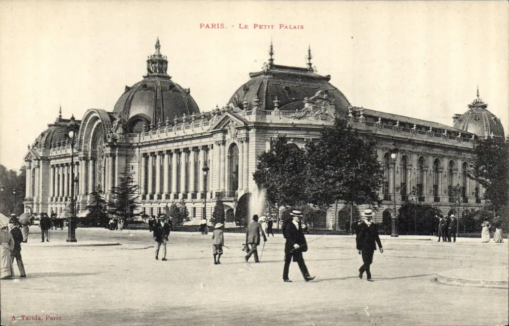 Paris - O Pequeno Palácio — A. Taride, Paris - Frente