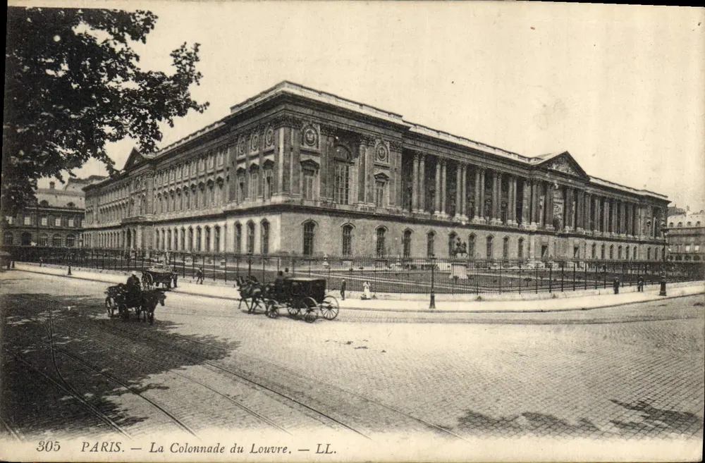 Paris — A Colunata do Louvre — LL. — n° 305 - Frente