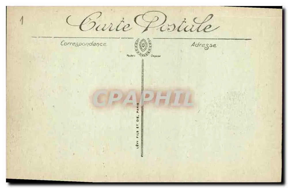 Paris — Die Basilika des Heiligen Herzens von Montmartre fertiggestellt — Höhe der Turm 95 m. - Rückseite
