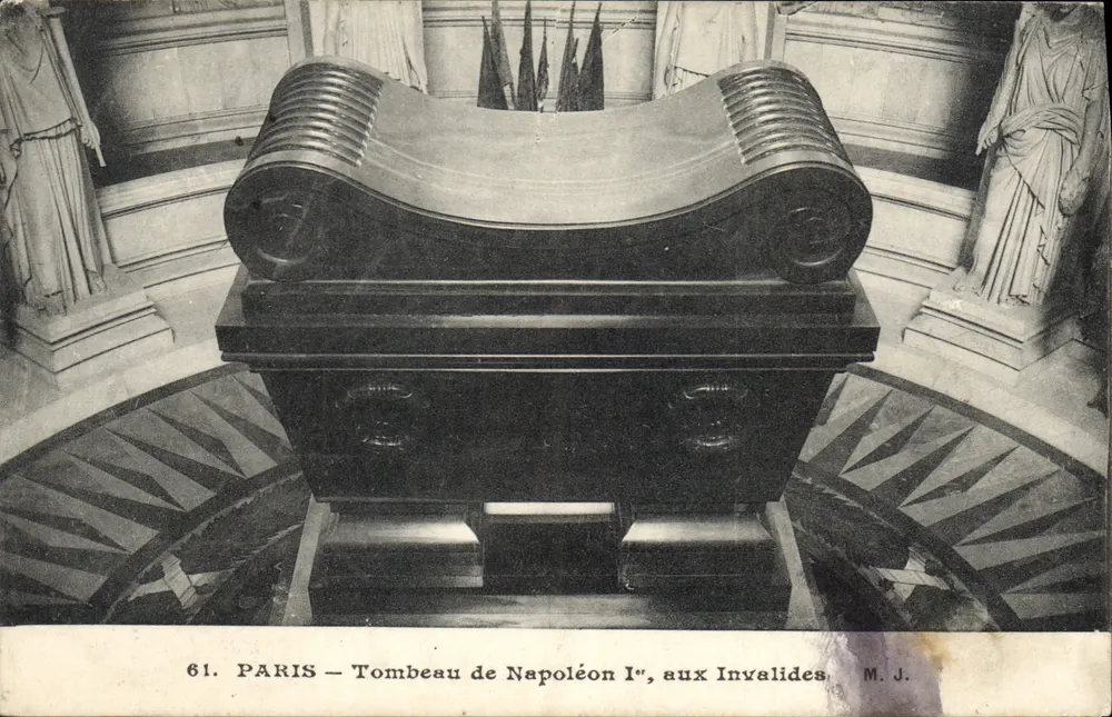 PARIS — Túmulo de Napoleão I, nos Inválidos — M. J. n°61 - Frente