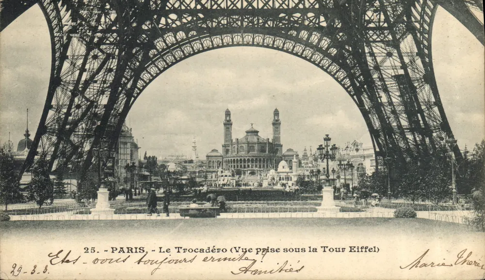 PARIS - Der Trocadéro (Ansicht von unter der Eiffelturm) — Verlag Amiés & Choré, Nr. 25 - Vorderseite