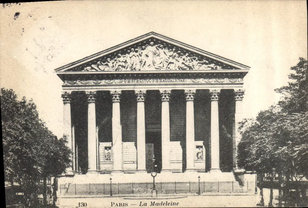 Paris — A Madeleine — Editor desconhecido, n° 130 - Frente