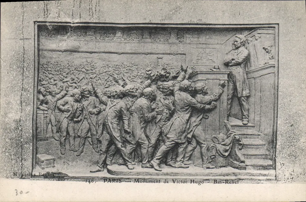 PARIS — Monumento de Victor Hugo — Bas-Relief — Myrhastris Reunit, n°146 - Frente