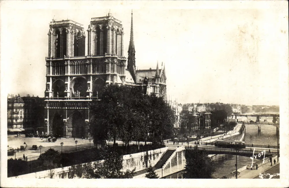 Notre-Dame de Paris — Allgemeiner Blick — Les Éditions d'Art 'WON', Paris - Vorderseite