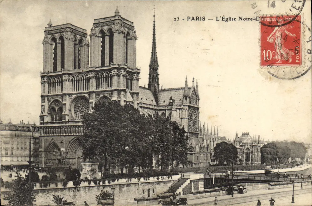 Paris — A Igreja de Nossa Senhora de Paris — editor desconhecido, n° 23 - Frente