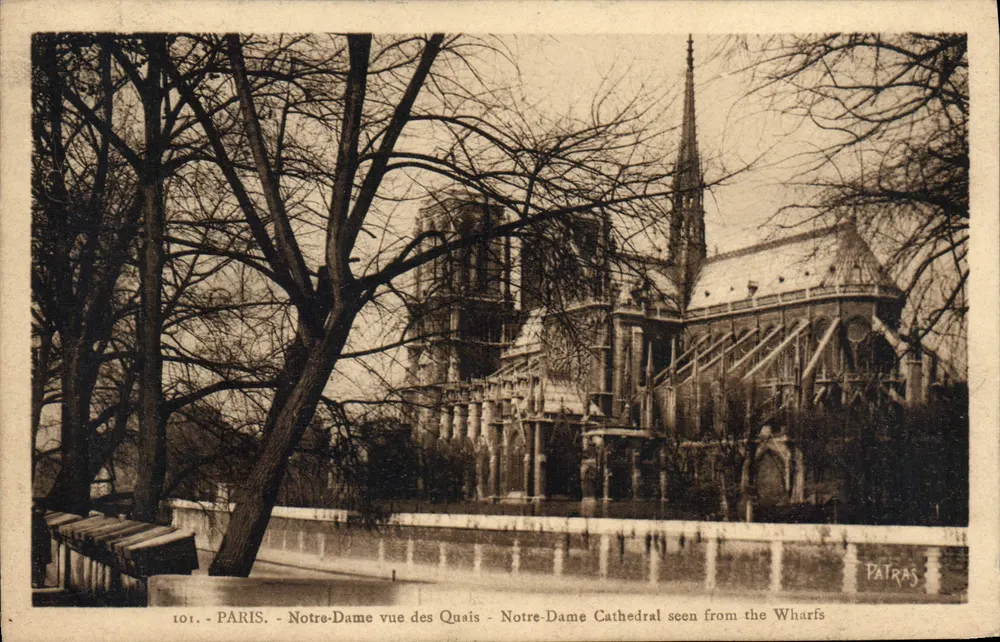 Paris - Notre-Dame aus Sicht der Quais - Notre-Dame Kathedrale aus Sicht der Hafenanlagen — Patras, n°101 - Vorderseite