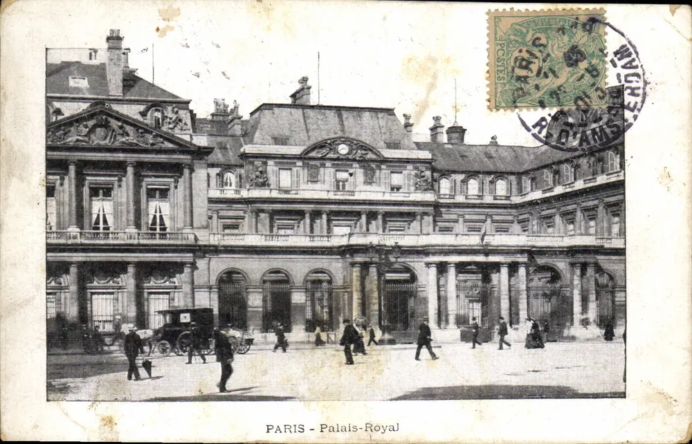 PARIS - Palais-Royal — vista do pátio interno — editor não identificado - Frente