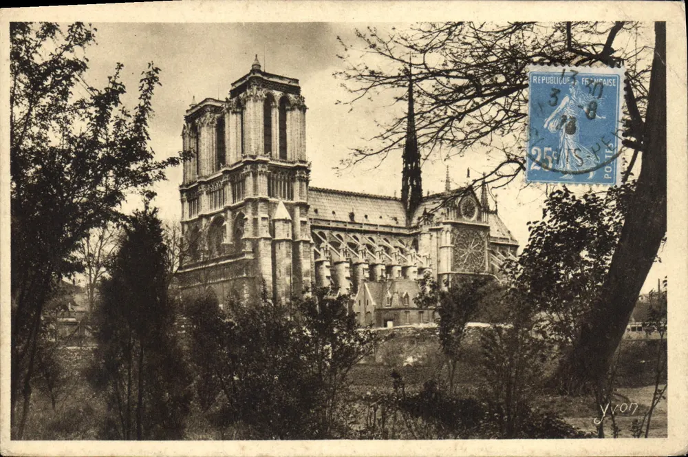 Notre-Dame de Paris — Vista geral — Edição de Arte YVON, Série 7 N° 138 - Frente