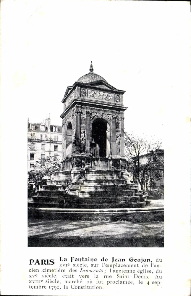 Paris — Fontäne von Jean Goujon, aus dem 17. Jahrhundert, auf dem Gelände des alten Friedhofs der Unschuldigen - Vorderseite