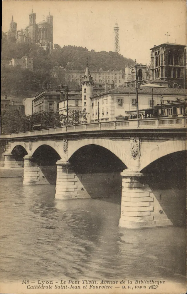 Lyon — Pont Tilsitt, Avenue de la Bibliothèque, Kathedrale Saint-Jean und Fourvière — B. F., PARIS - Vorderseite