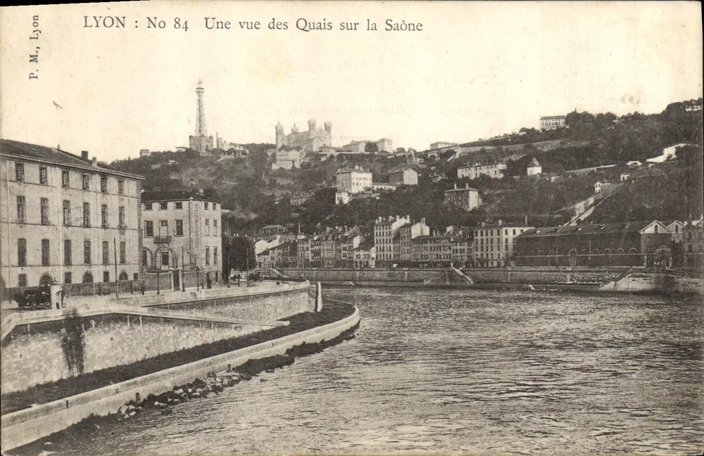 LYON : Nr. 84 Eine Ansicht der Quais an der Saône — P. M., Lyon - Vorderseite
