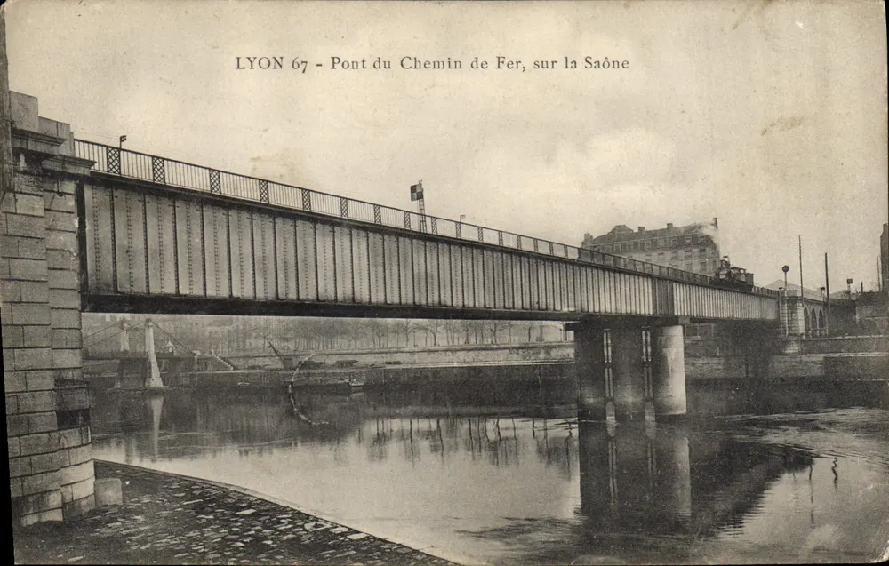 LYON 67 - Ponte do Caminho de Ferro, sobre a Saône — editor não identificado - Frente