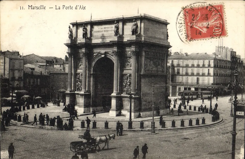 Marseille — A Porta de Aix — Editora : - Frente
