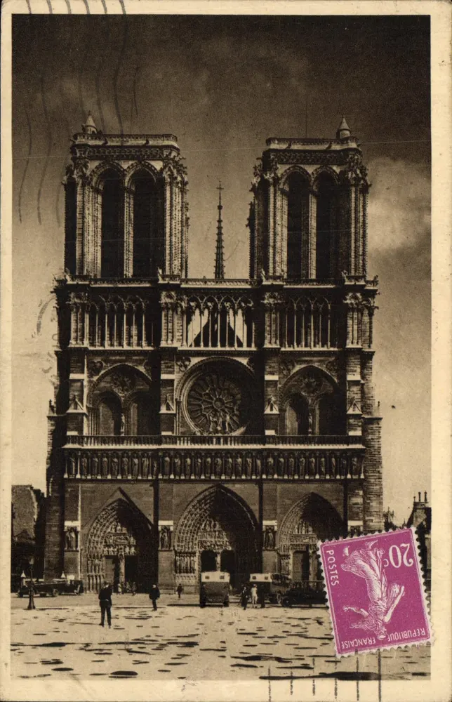 Notre-Dame de Paris — vista da fachada — Les Éditions d'Art Wohl - Frente