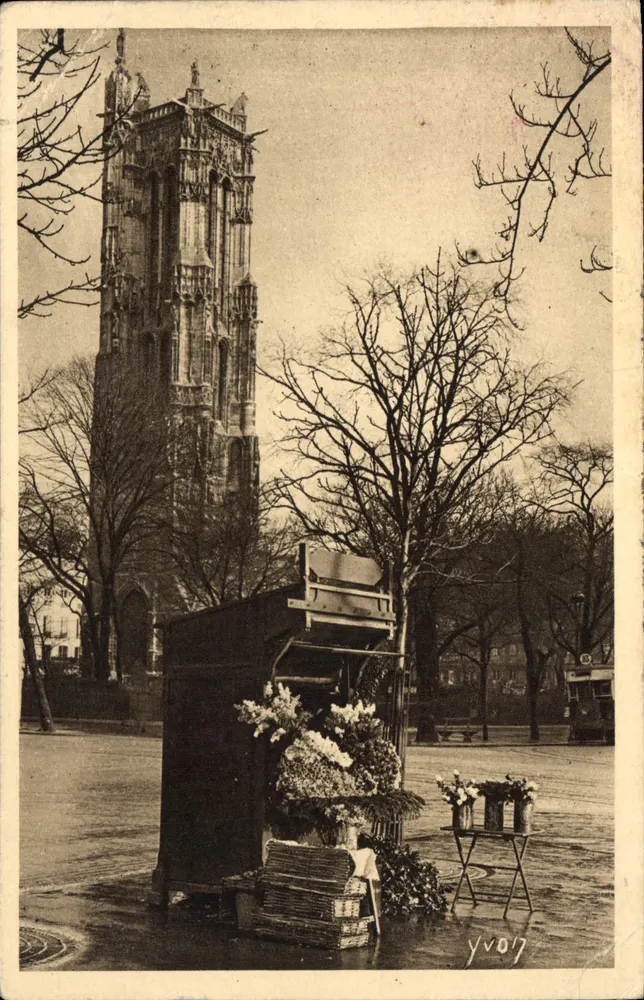Torre da Igreja de São Pedro — Paris — Edições de Arte Yvon, n° 7 - Frente